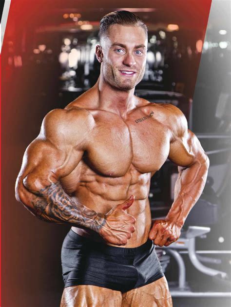 Chris Bumstead T.